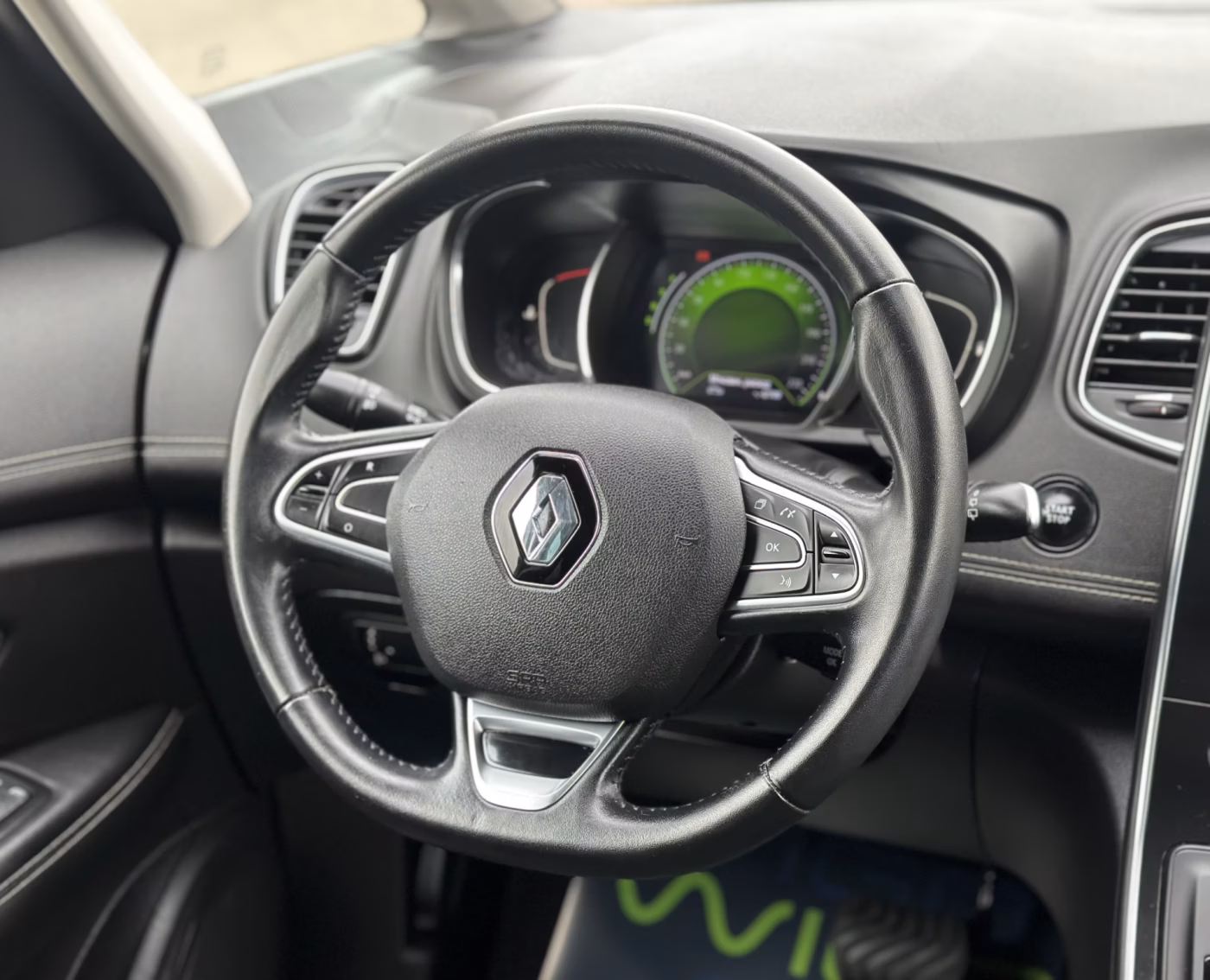 Renault Grand Scenic фото 15