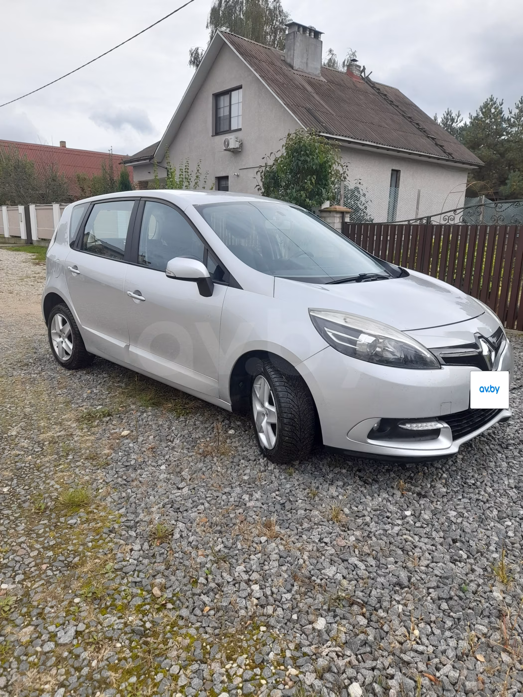Renault Scenic фото 17