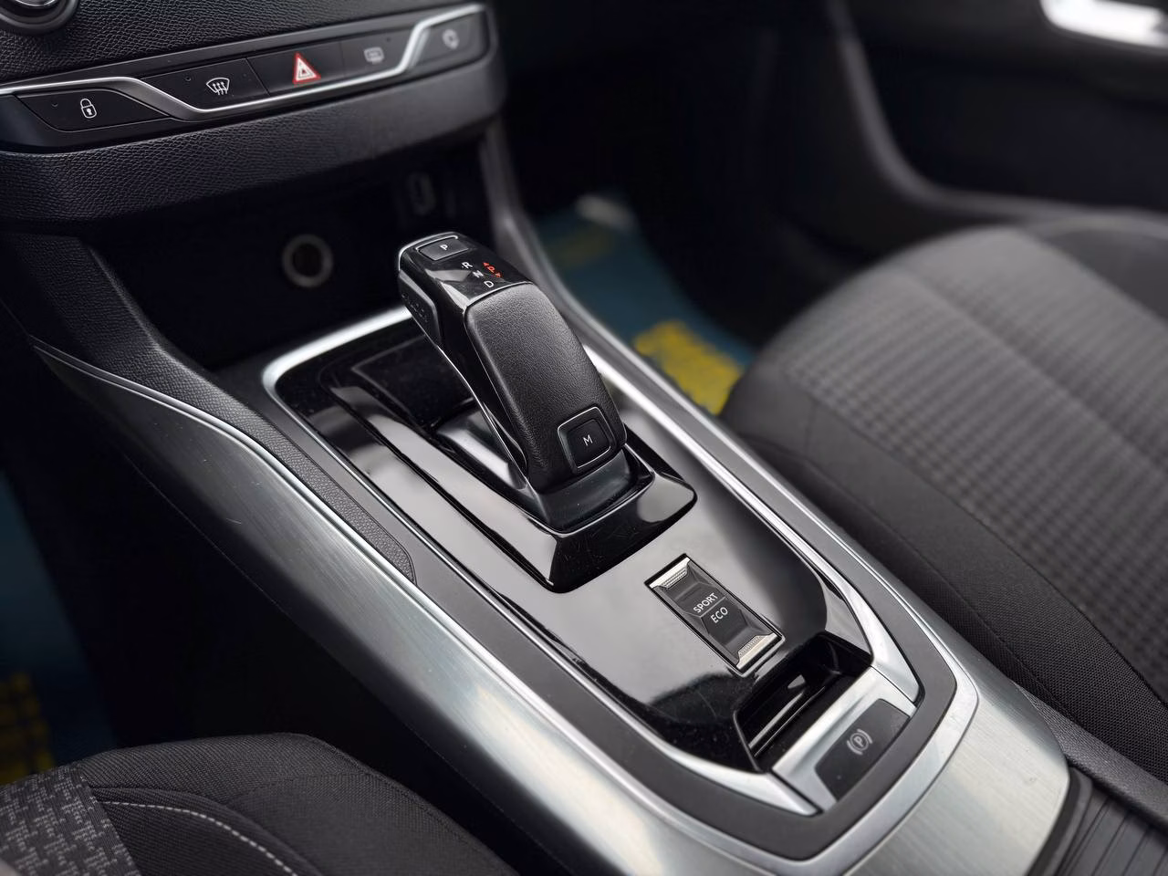 Peugeot 308 фото 13