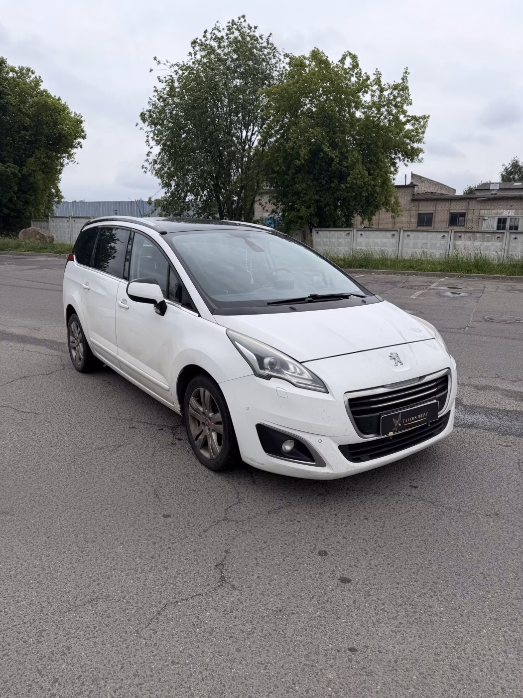 Peugeot 5008
