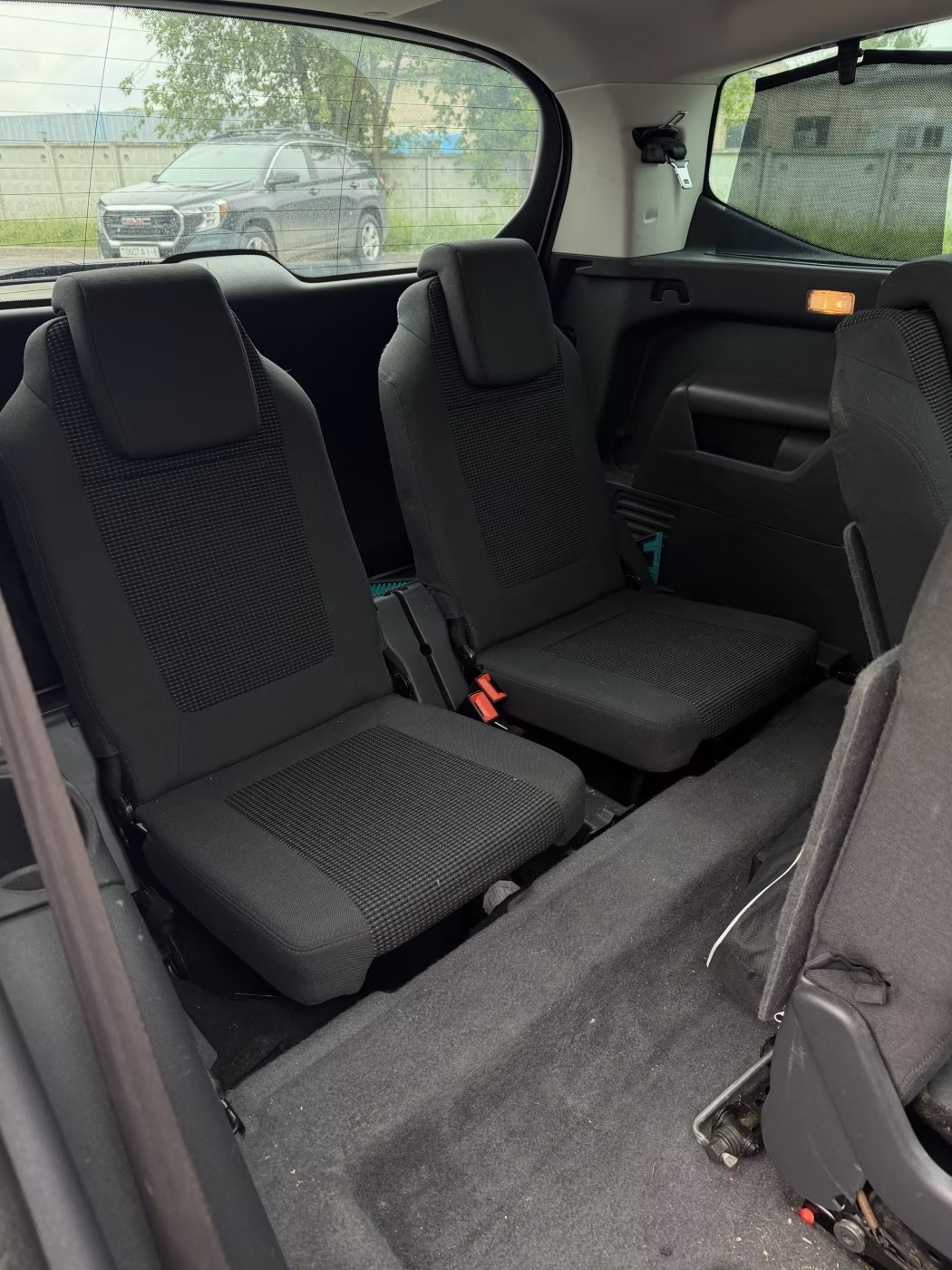 Peugeot 5008 фото 12