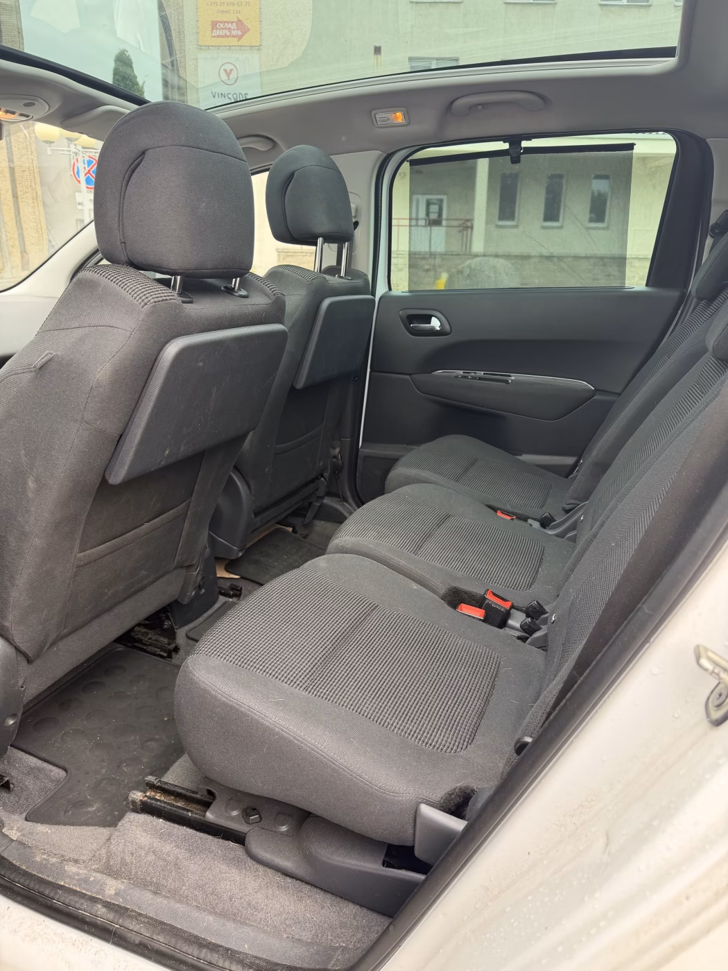 Peugeot 5008 фото 16
