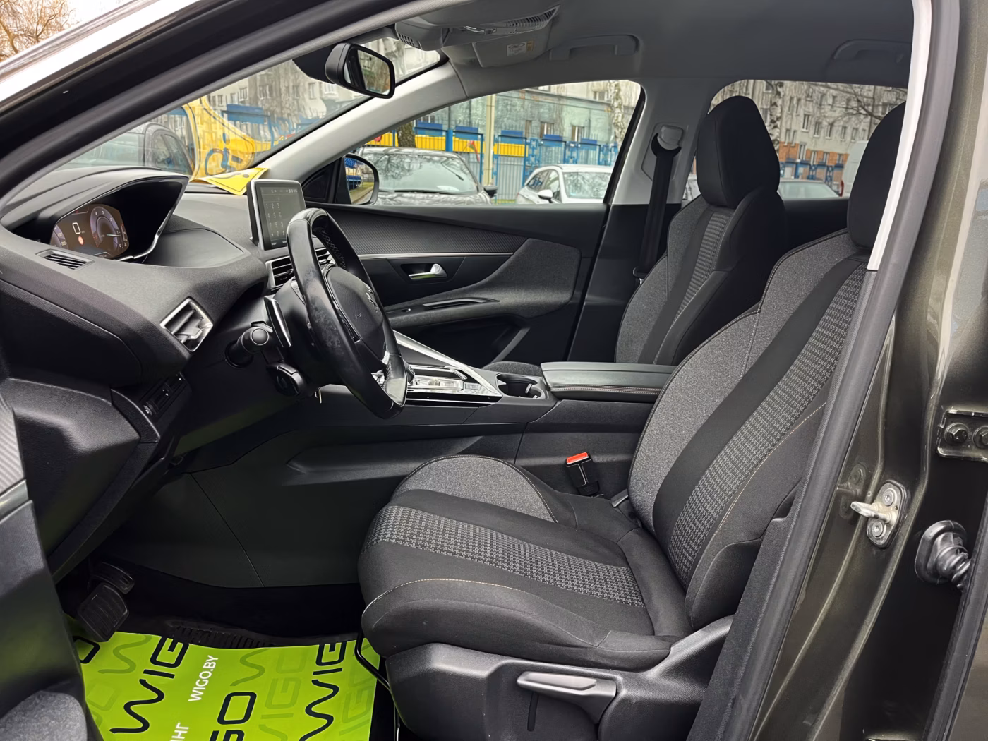 Peugeot 3008 фото 9