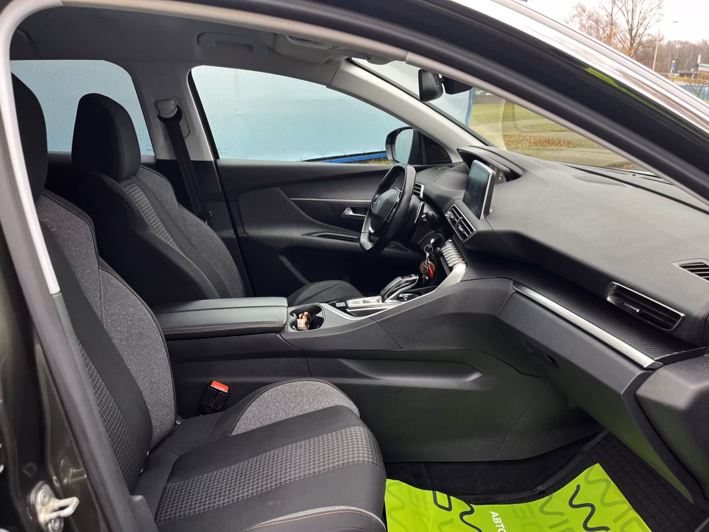 Peugeot 3008 фото 13