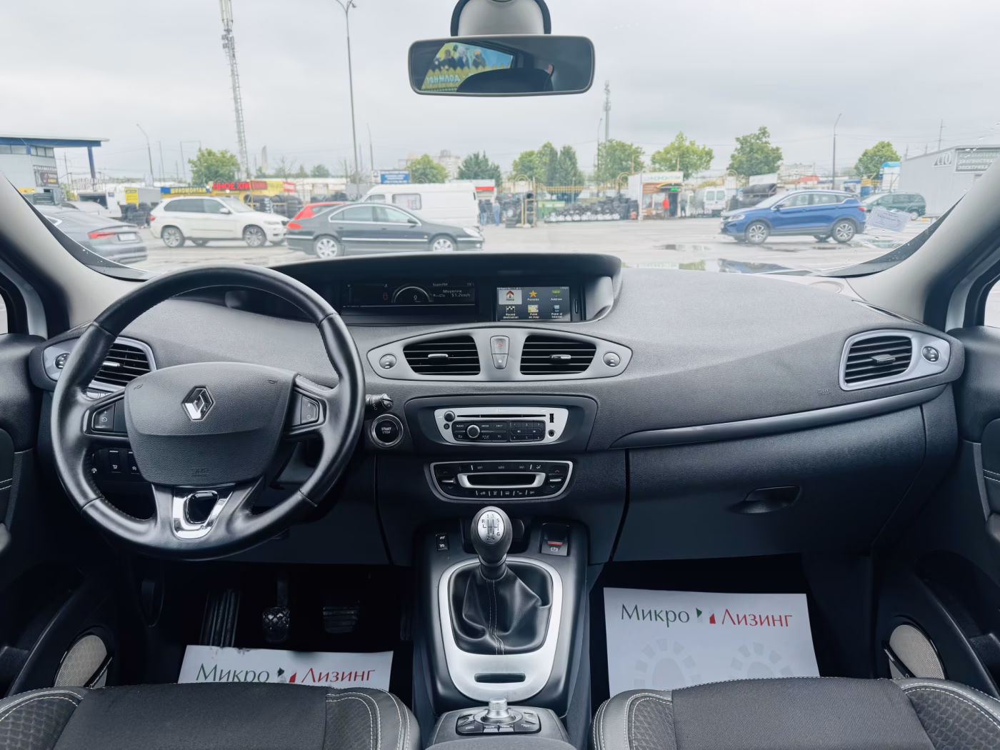 Renault Scenic фото 9