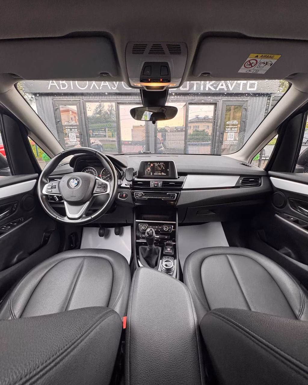 BMW 2 серия Active Tourer фото 12