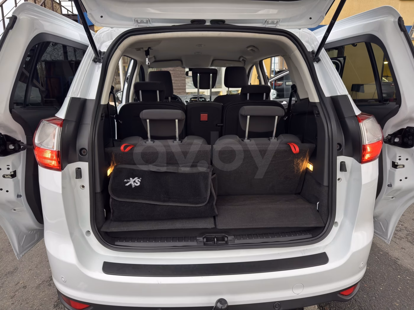 Ford Grand C-Max фото 6