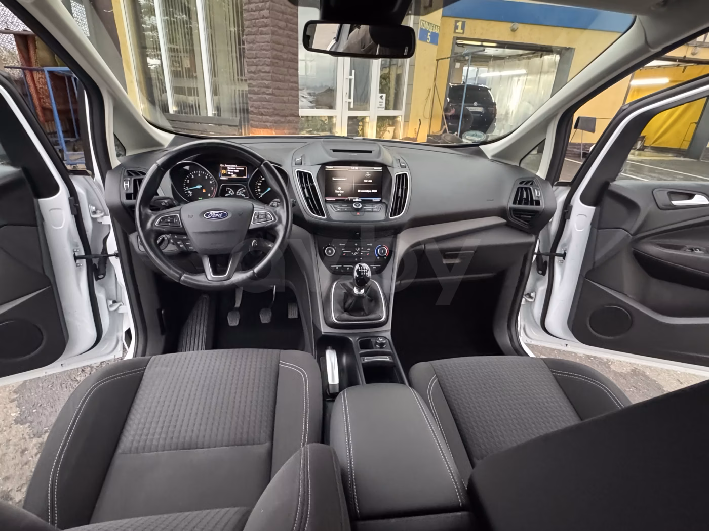 Ford Grand C-Max фото 13