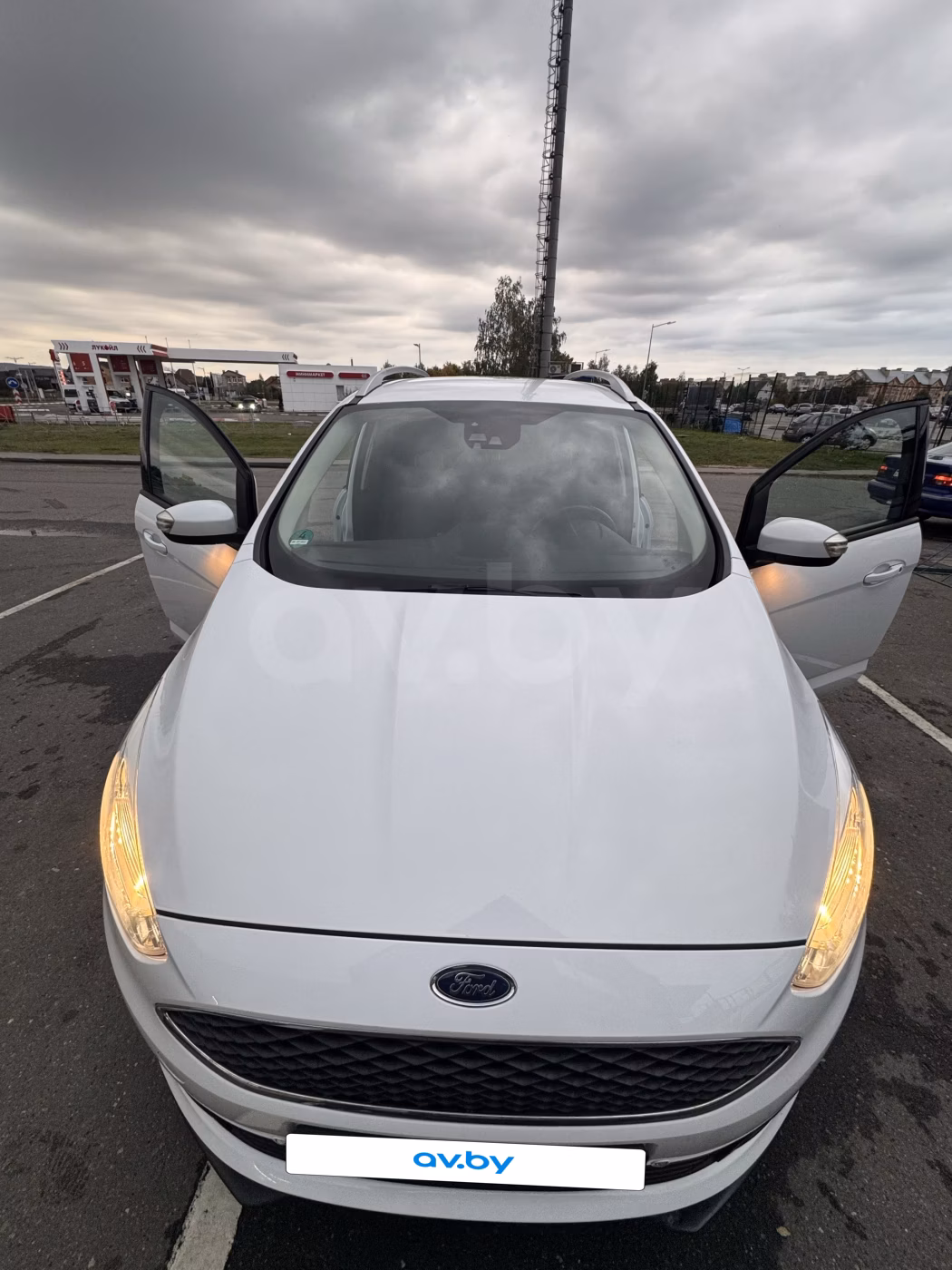 Ford Grand C-Max фото 16