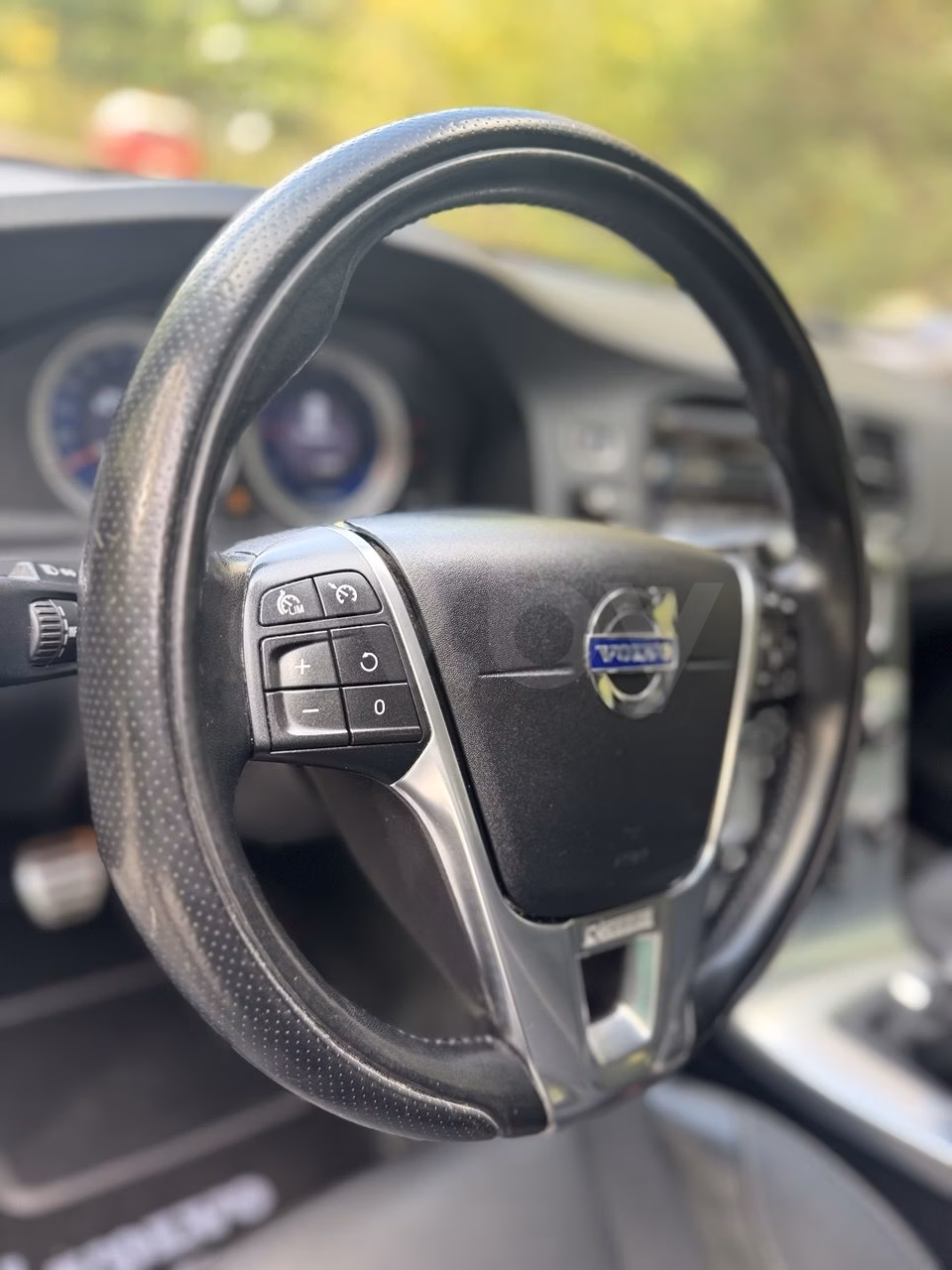 Volvo V60 фото 19