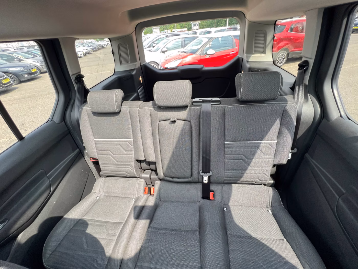 Ford Tourneo Connect фото 12