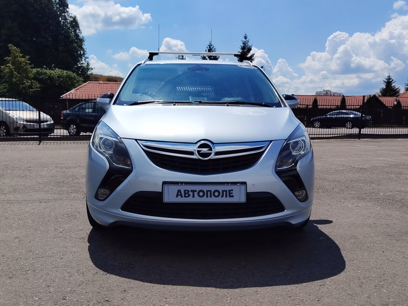 Opel Zafira фото 2