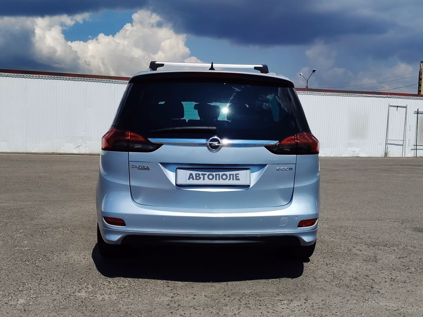Opel Zafira фото 6