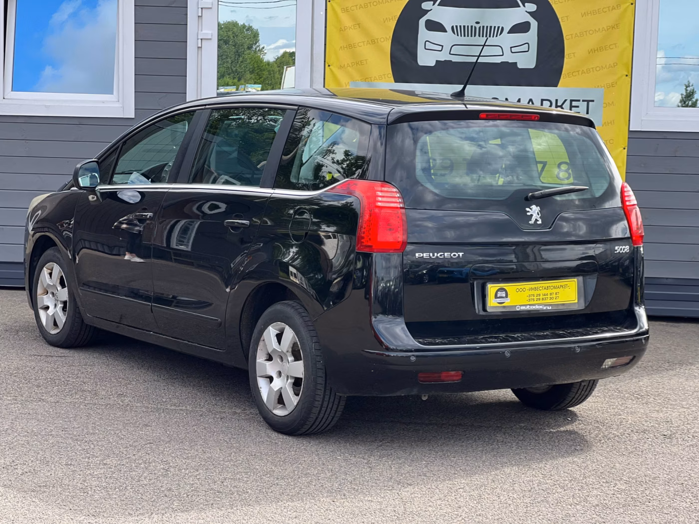 Peugeot 5008 фото 8