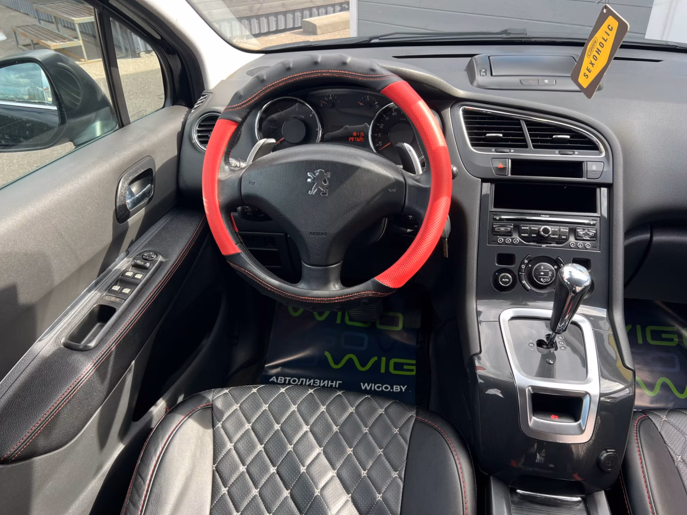 Peugeot 5008 фото 18