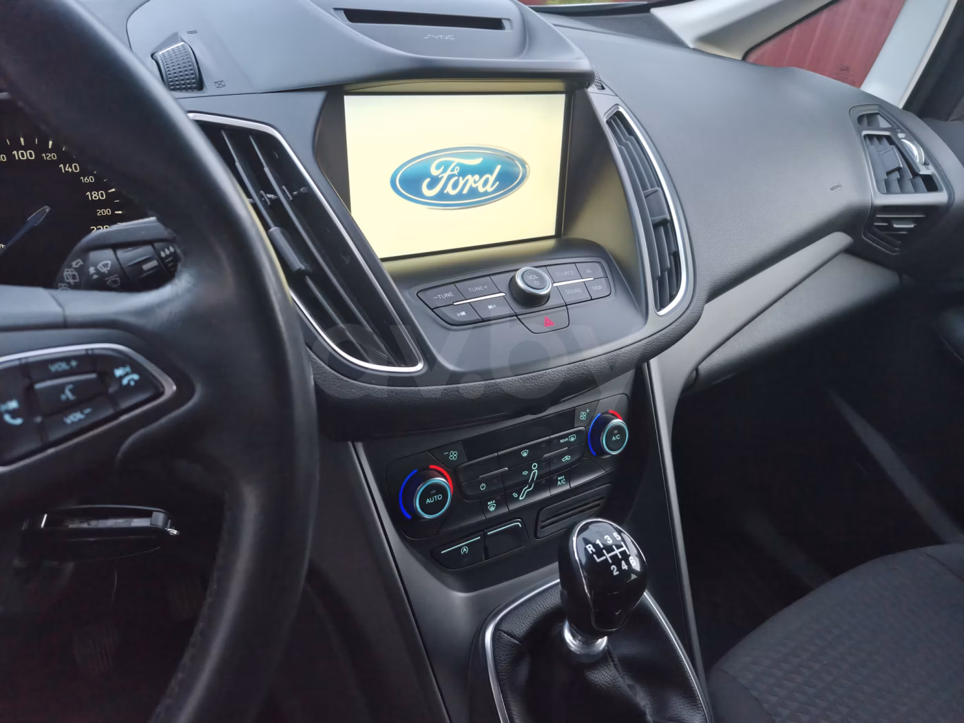 Ford C-MAX фото 7