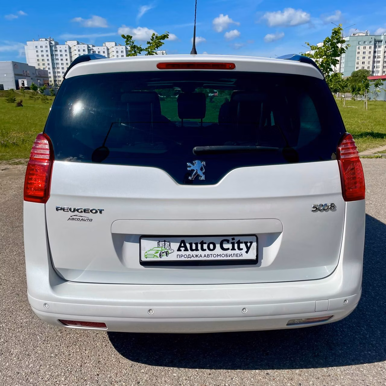 Peugeot 5008 фото 5