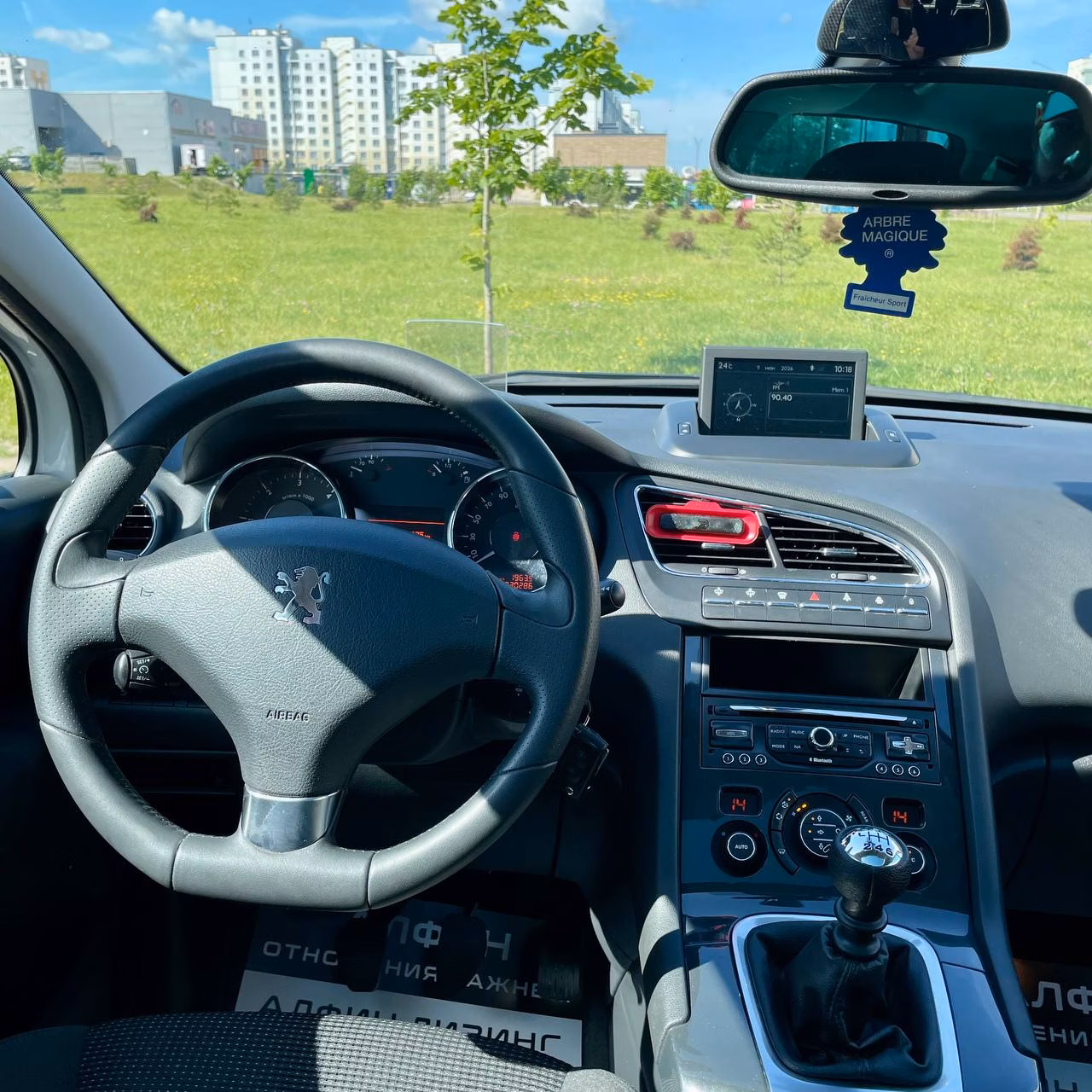 Peugeot 5008 фото 11