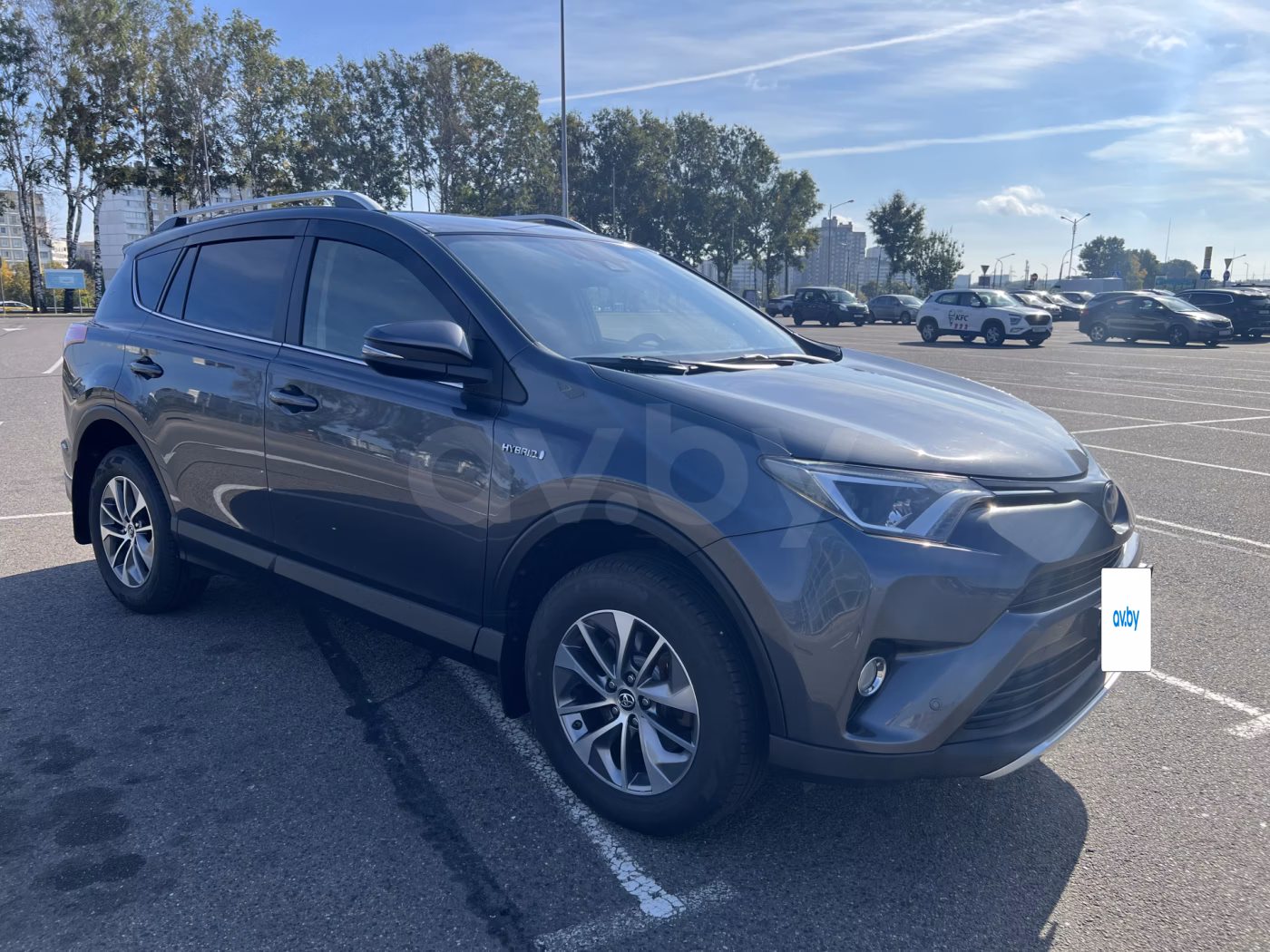 Toyota RAV4 фото 3
