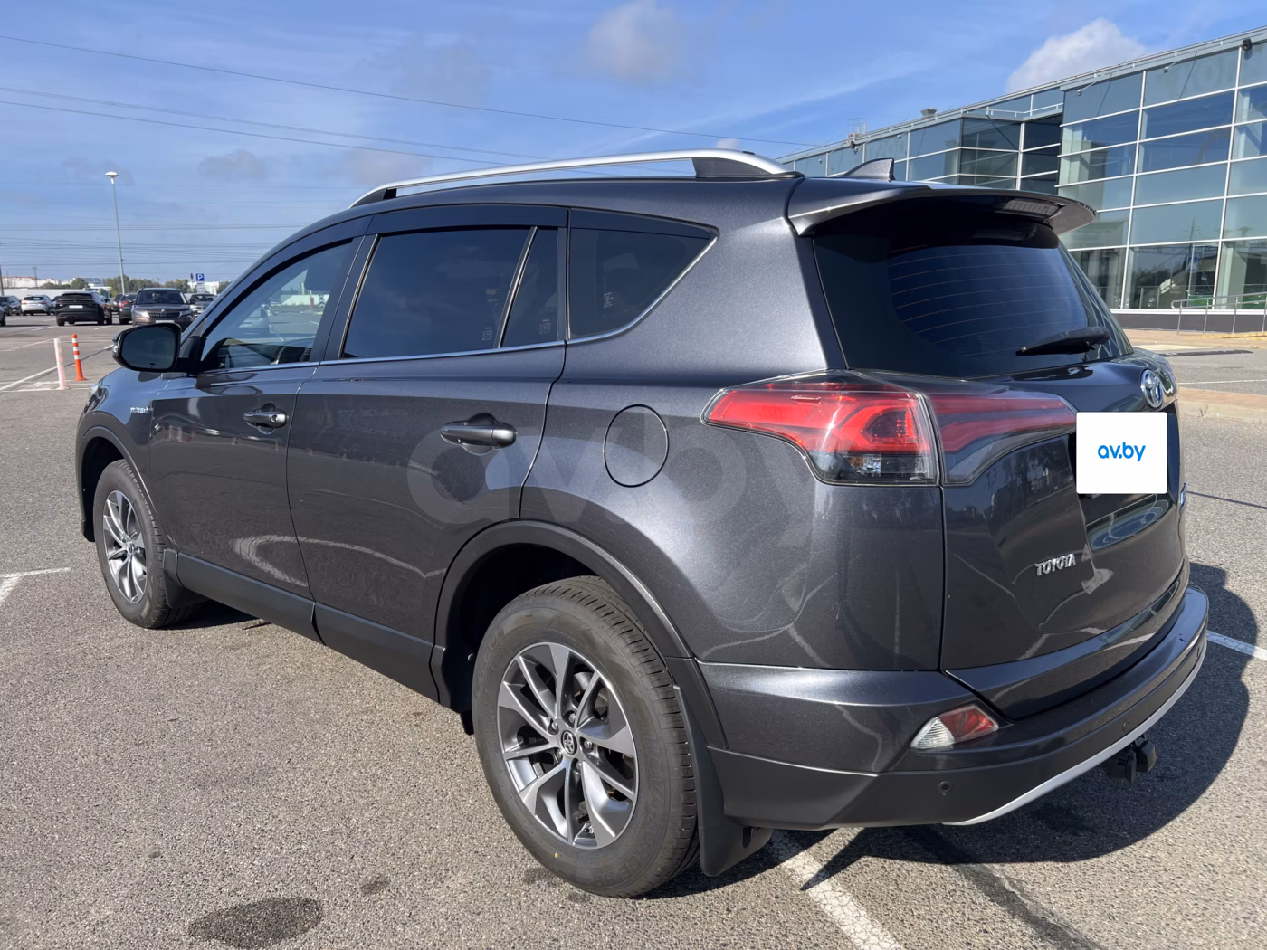 Toyota RAV4 фото 6