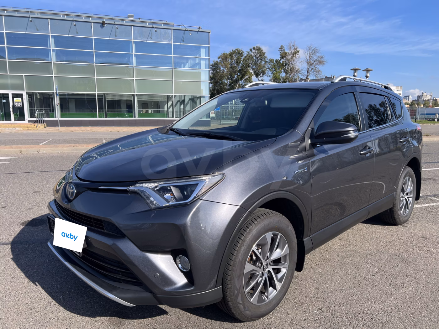 Toyota RAV4 фото 7