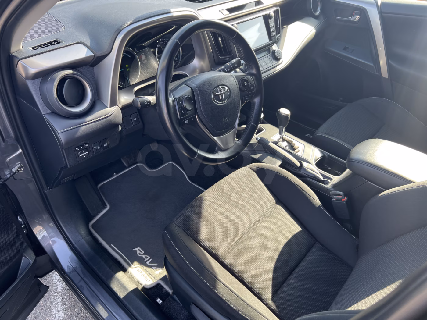 Toyota RAV4 фото 20