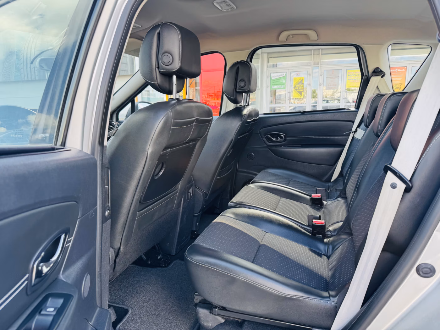 Renault Scenic фото 6
