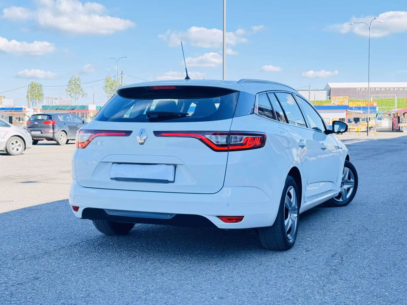 Renault Megane фото 2