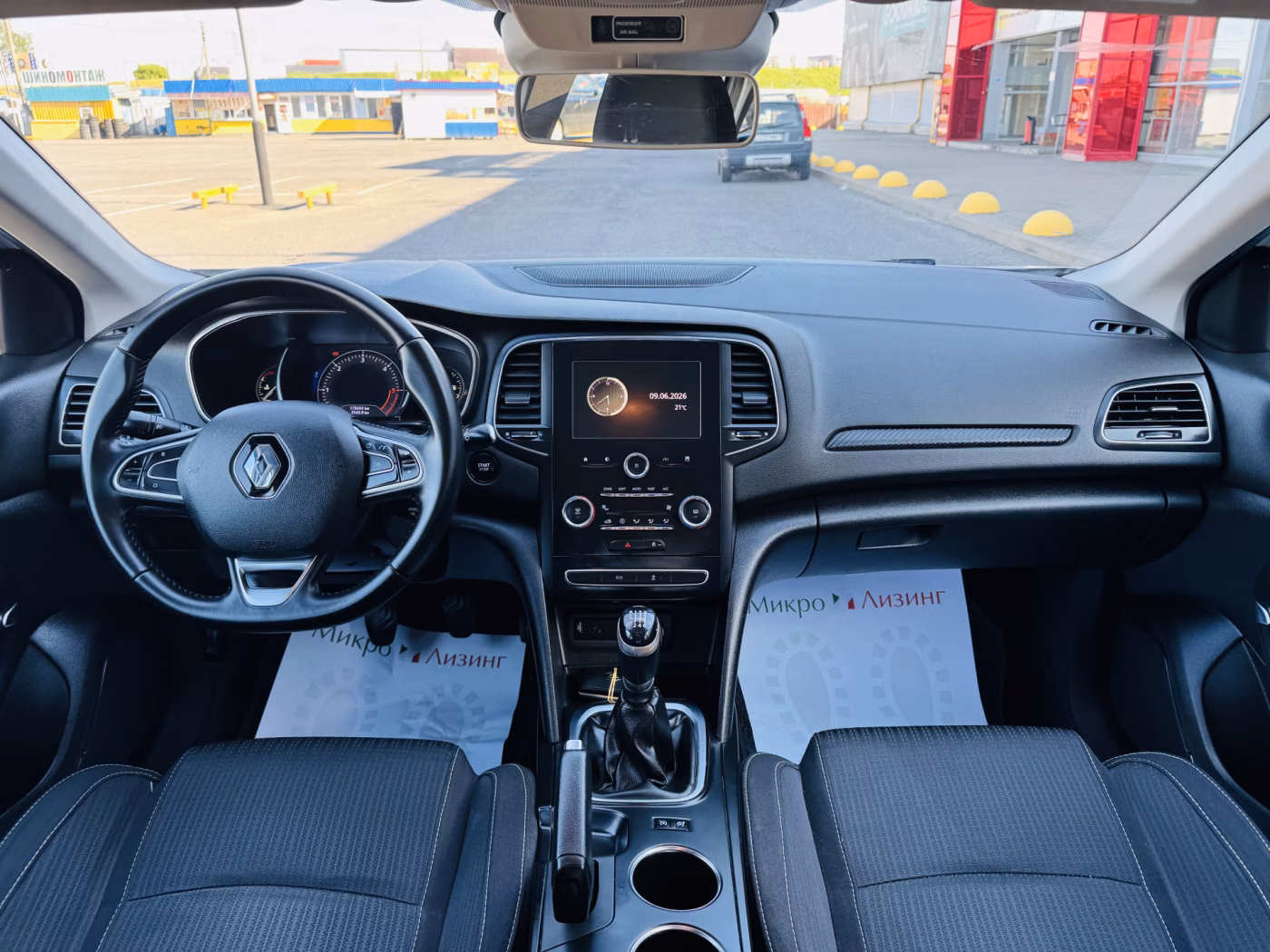 Renault Megane фото 9