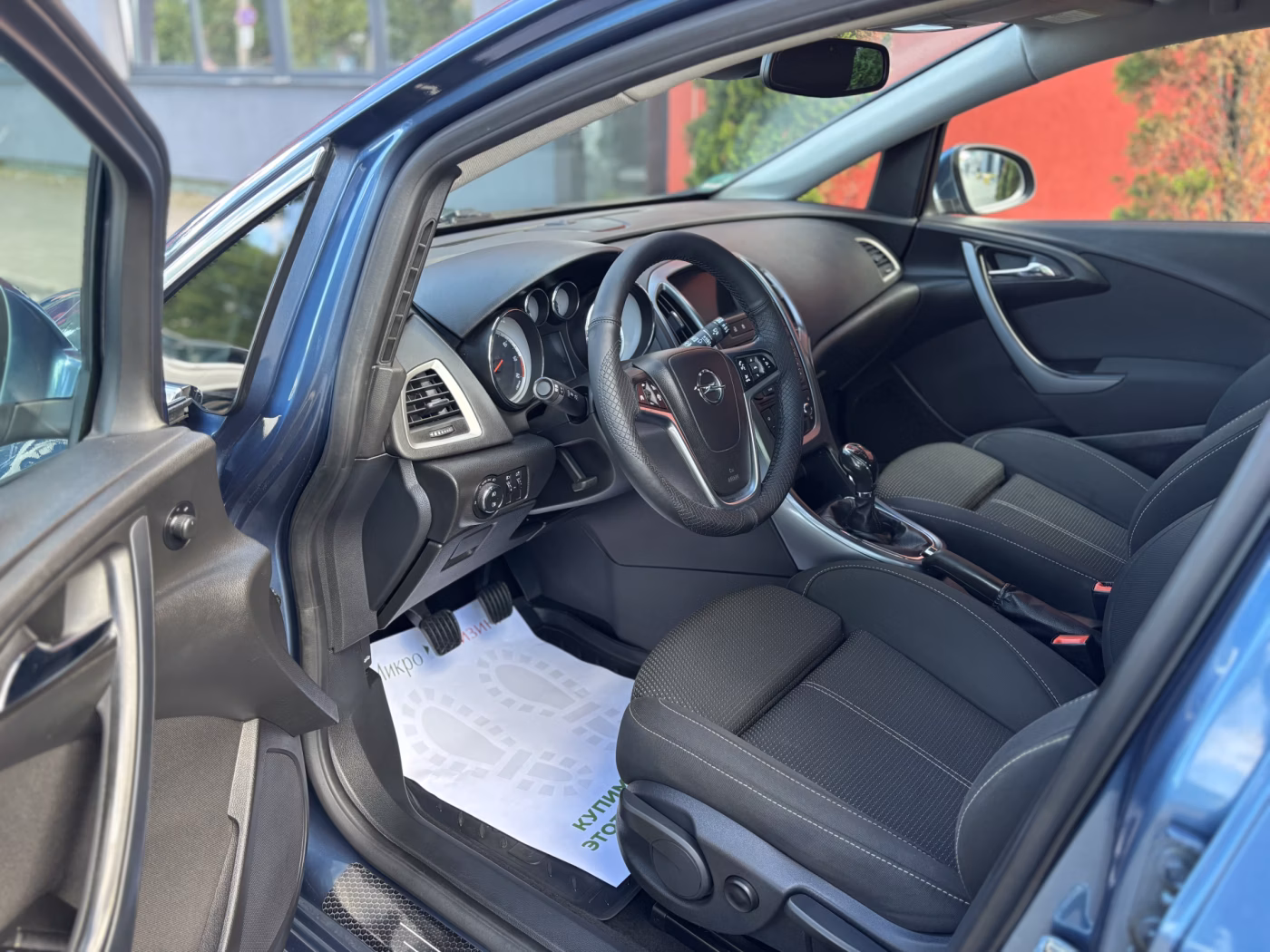 Opel Astra фото 13