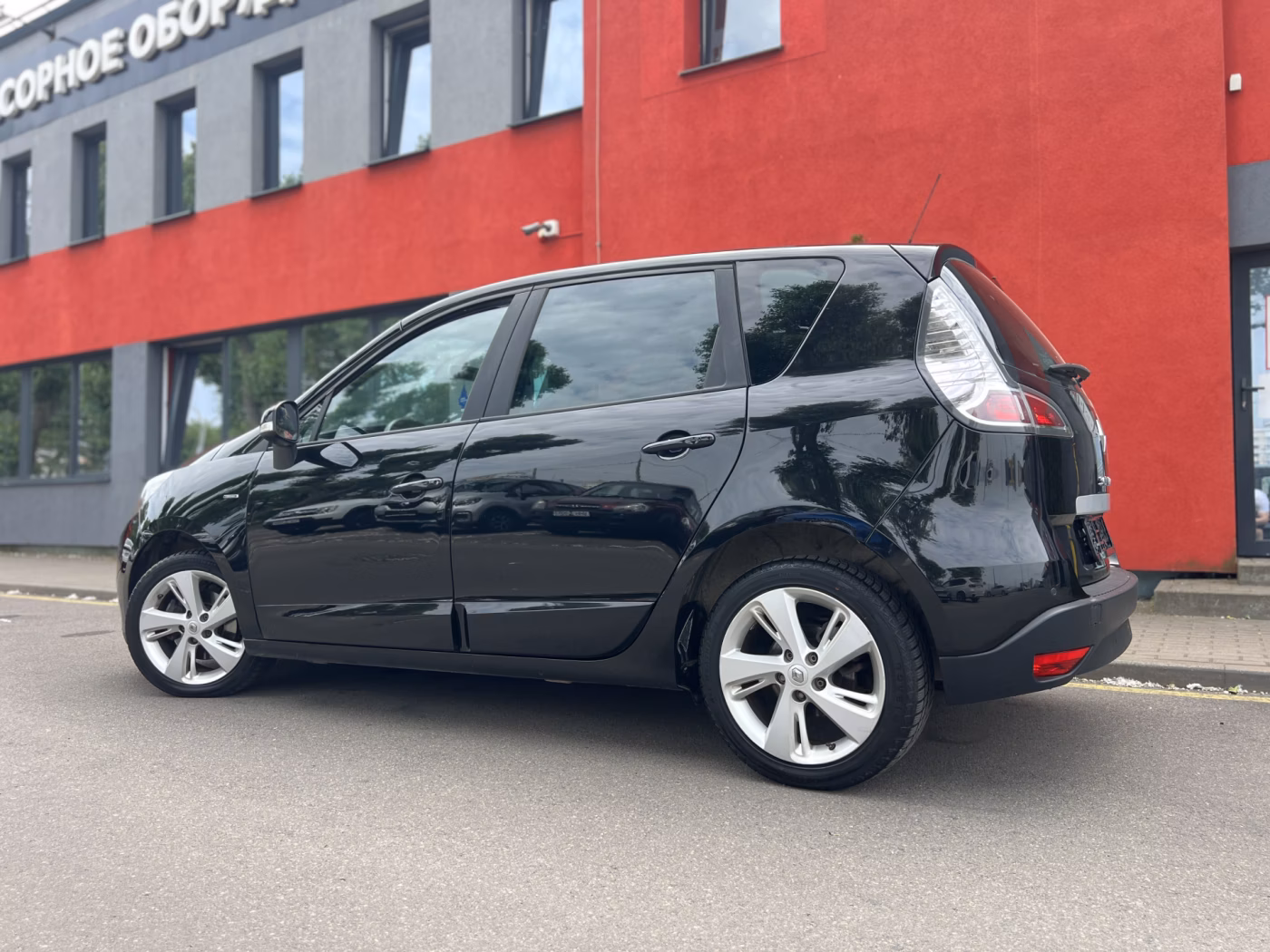 Renault Scenic фото 2
