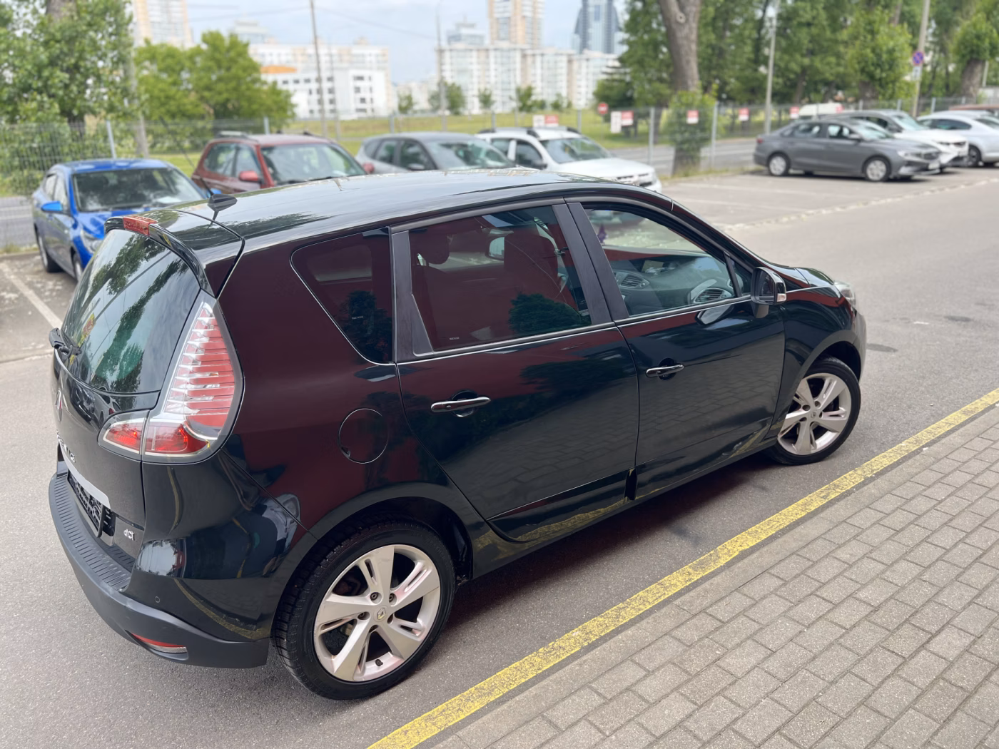 Renault Scenic фото 8