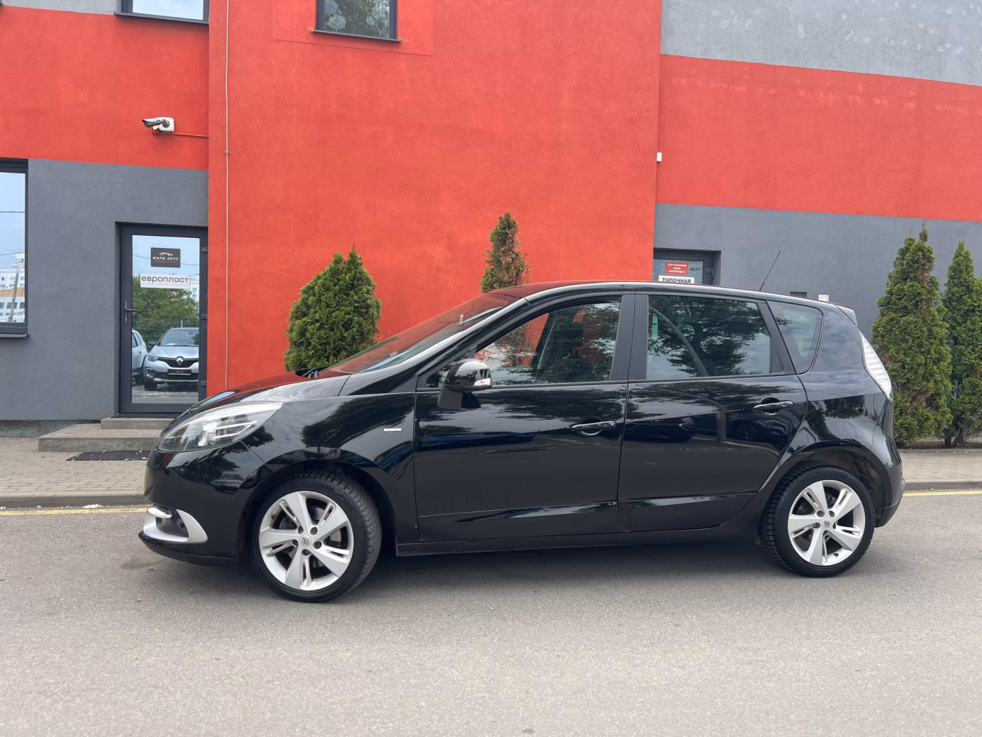 Renault Scenic фото 10
