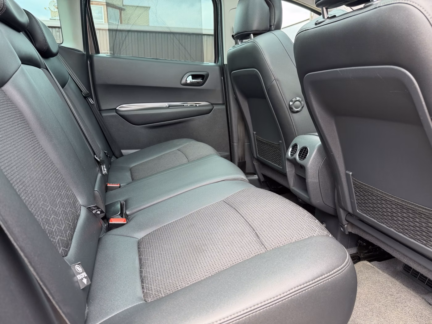 Peugeot 3008 фото 16