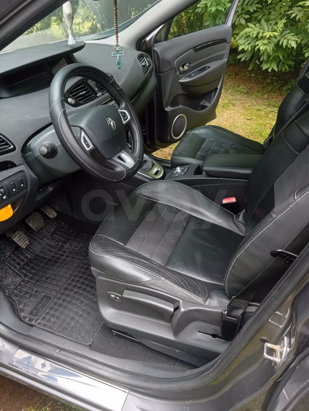 Renault Grand Scenic фото 8