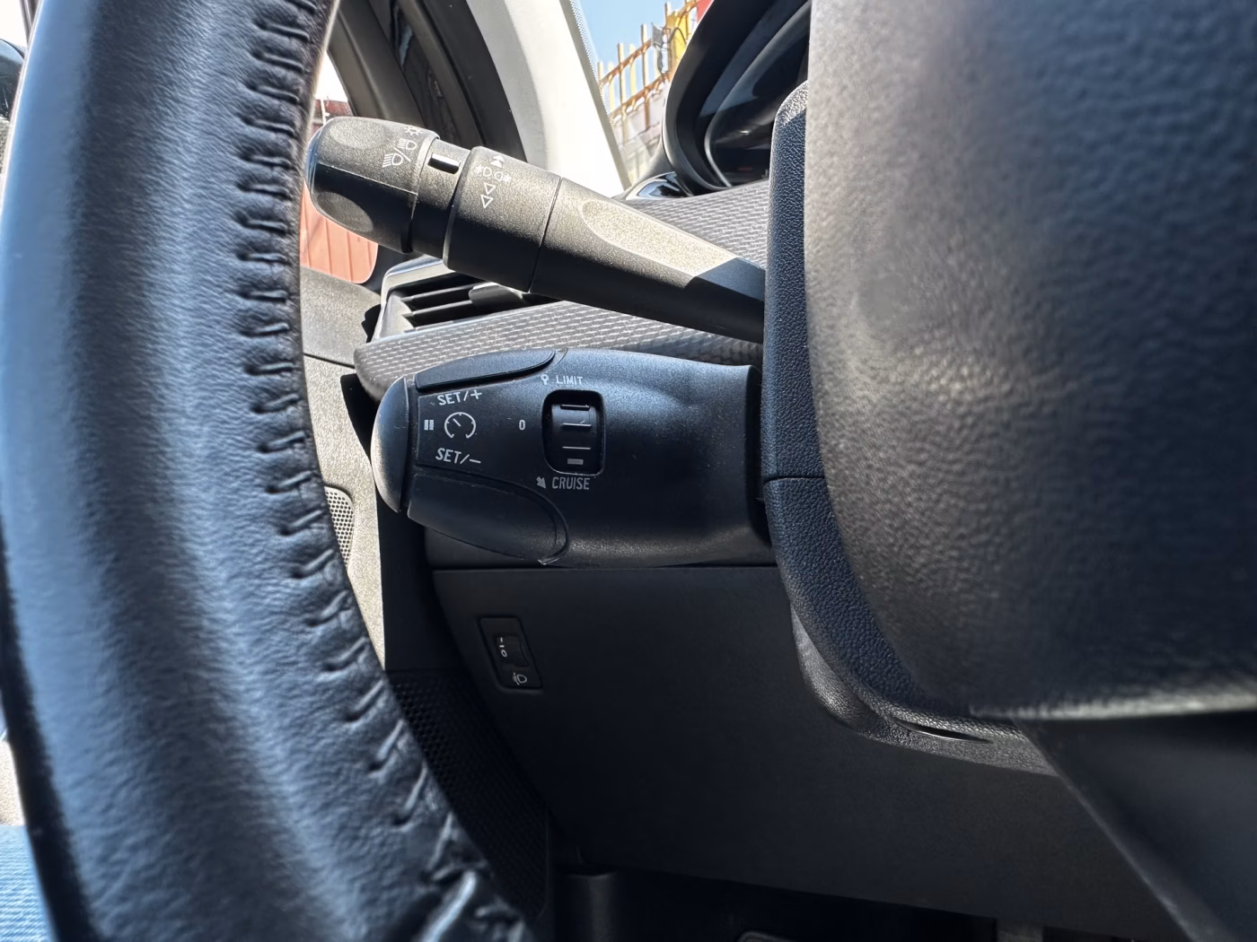 Peugeot 2008 фото 17