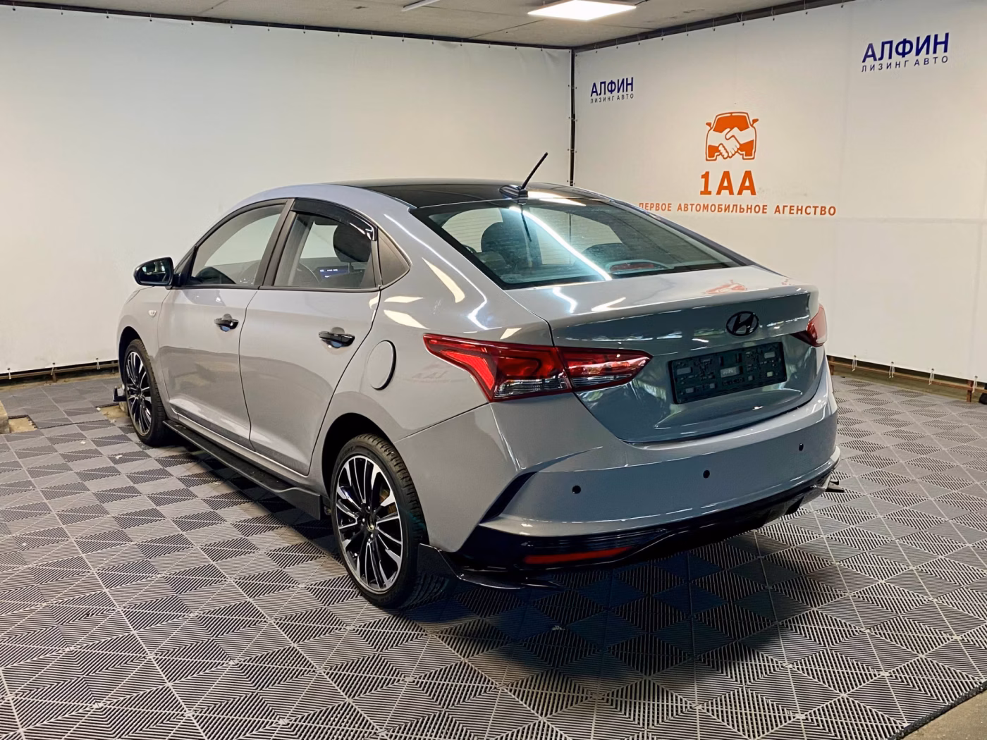 Hyundai Accent фото 4