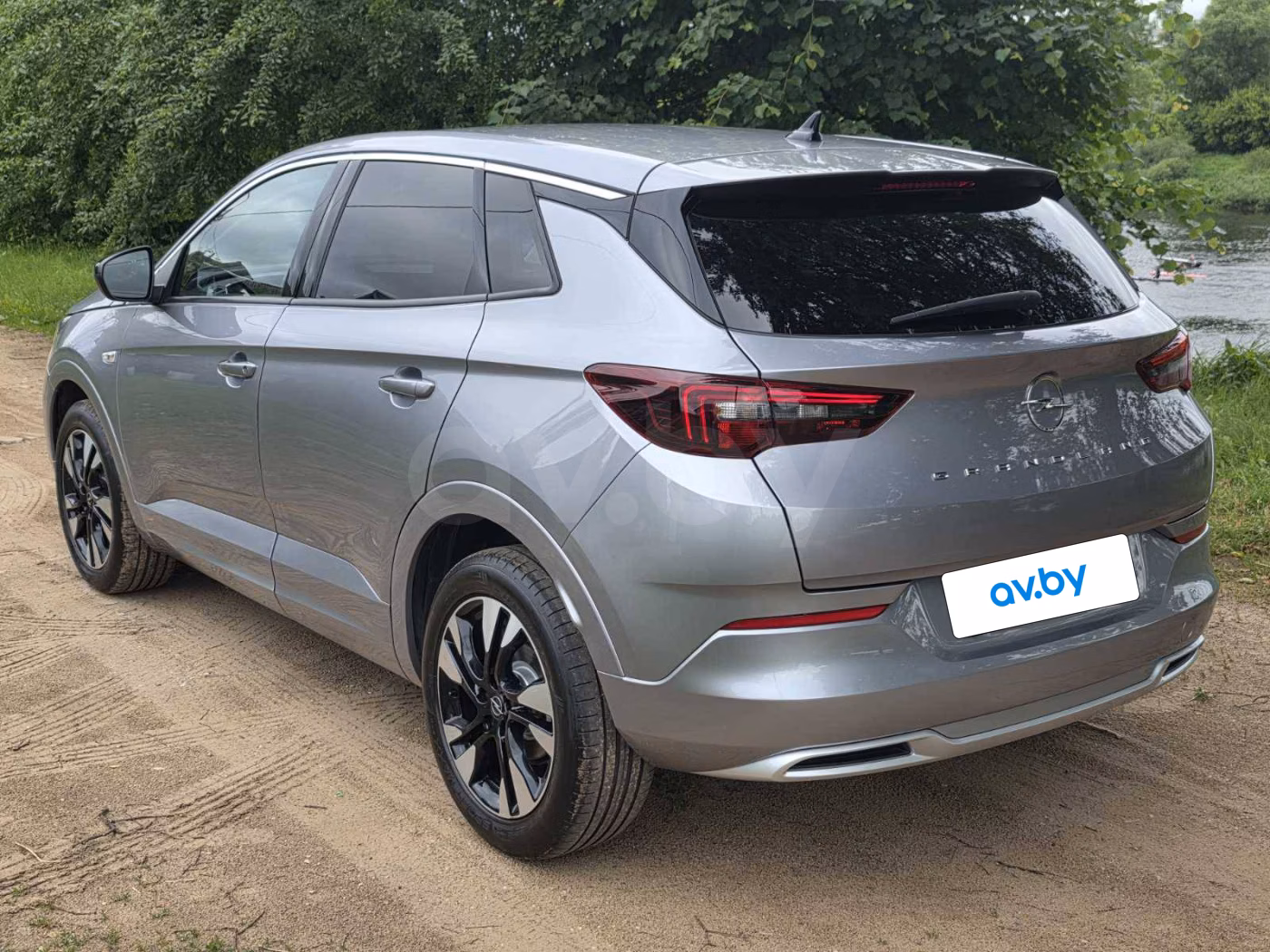 Opel Grandland X фото 9