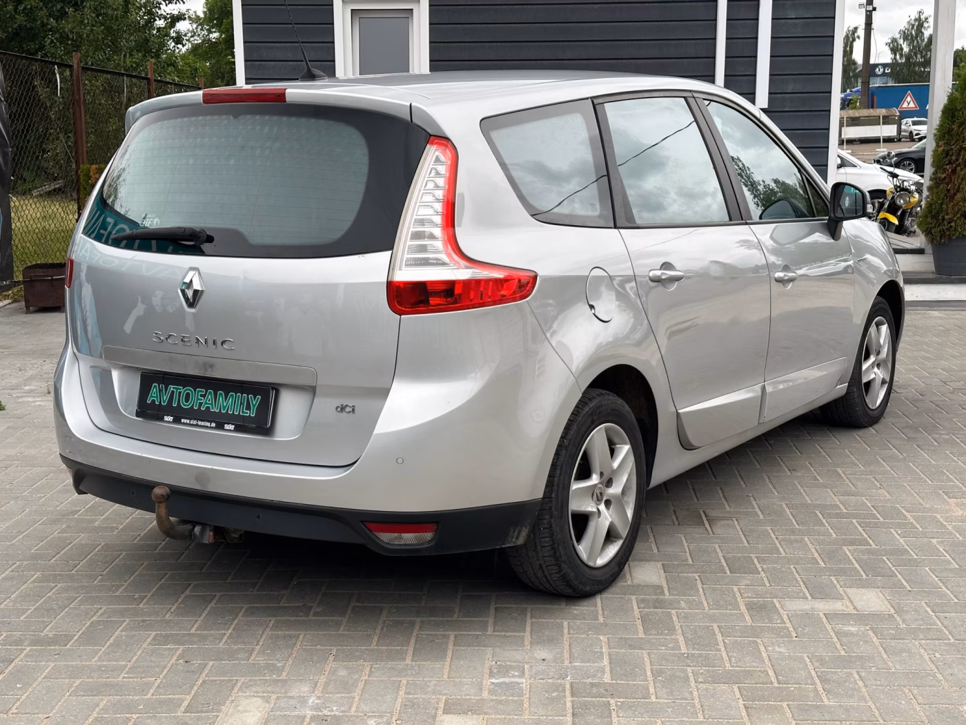 Renault Grand Scenic фото 8