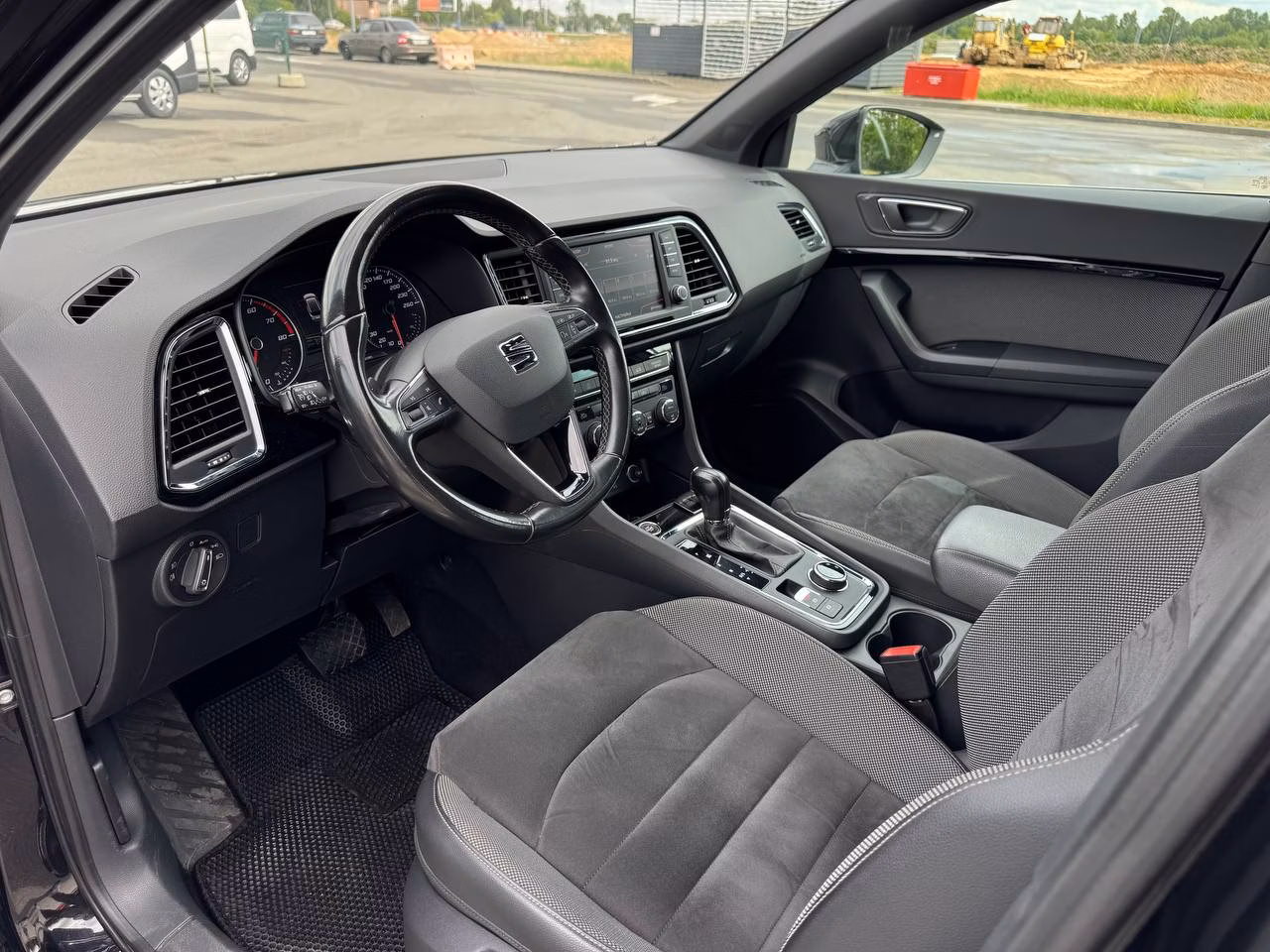 SEAT Ateca фото 10