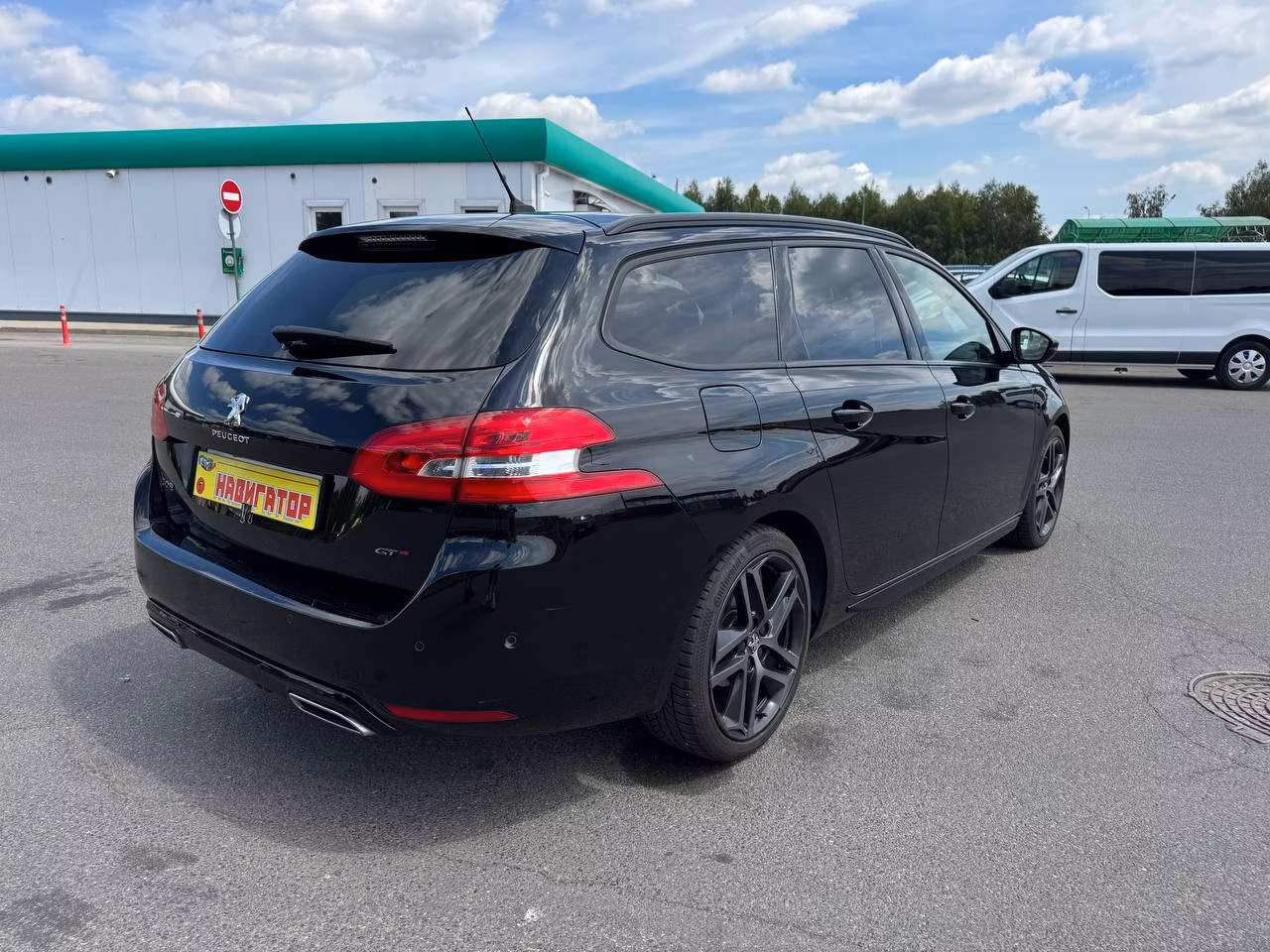 Peugeot 308 фото 6