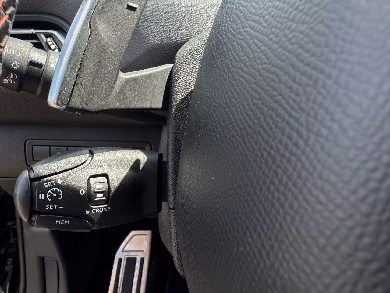 Peugeot 308 фото 16