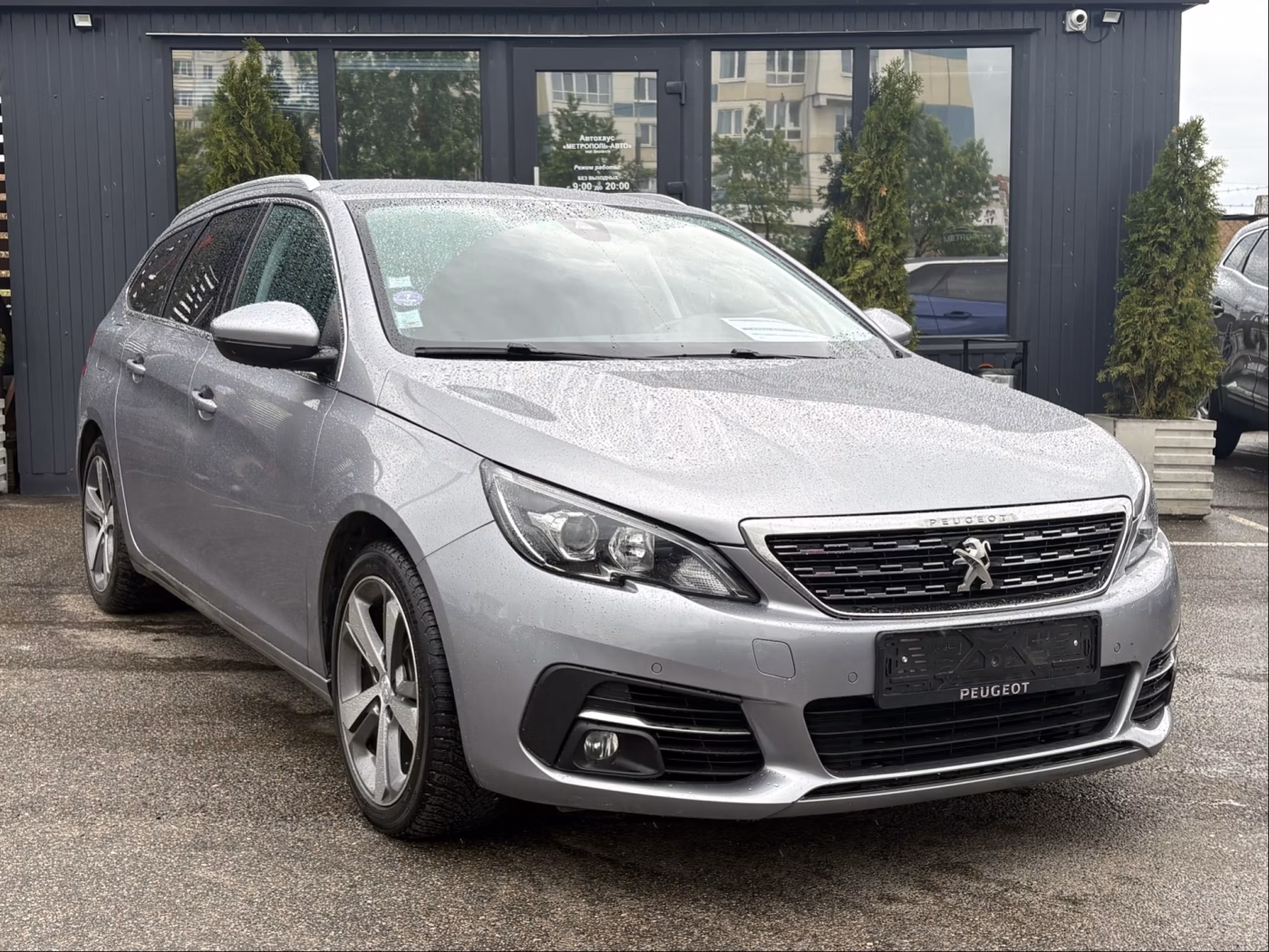 Peugeot 308 фото 2