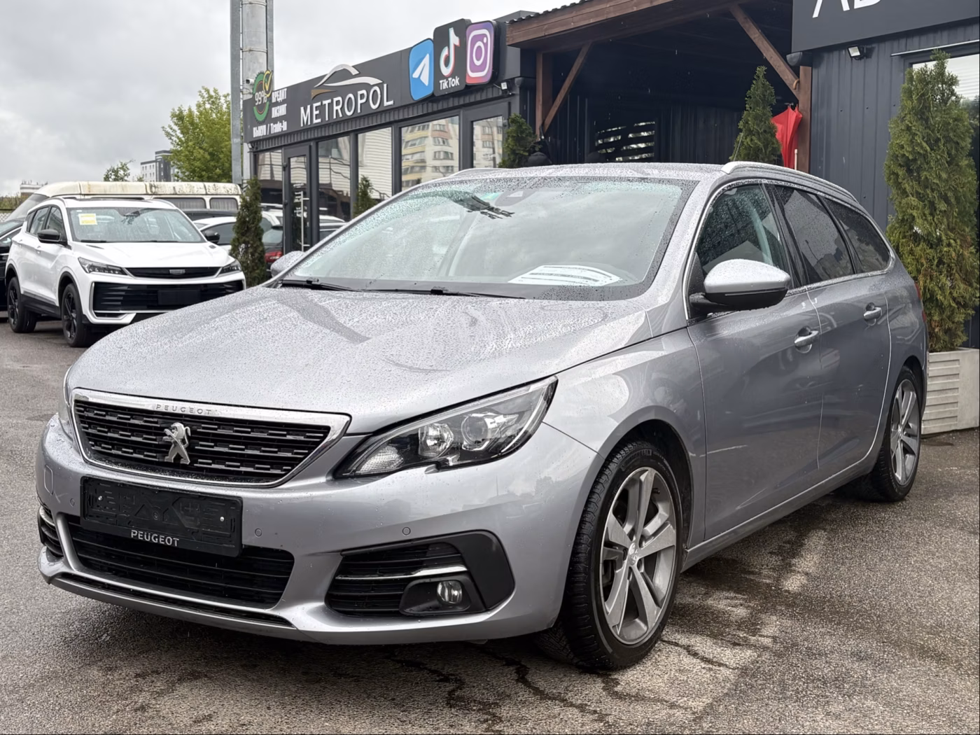 Peugeot 308 фото 3