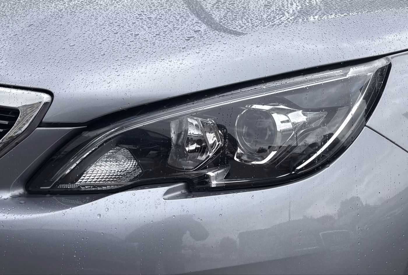 Peugeot 308 фото 4