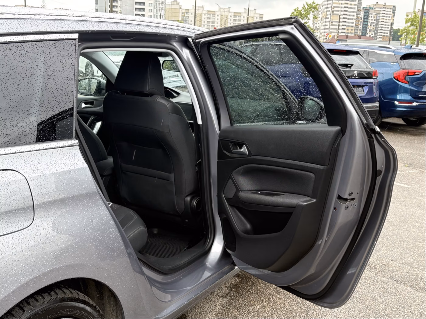 Peugeot 308 фото 11