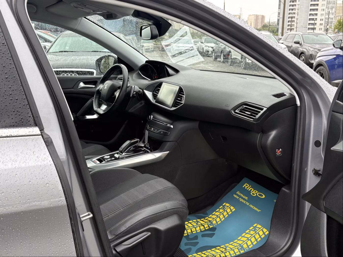Peugeot 308 фото 14