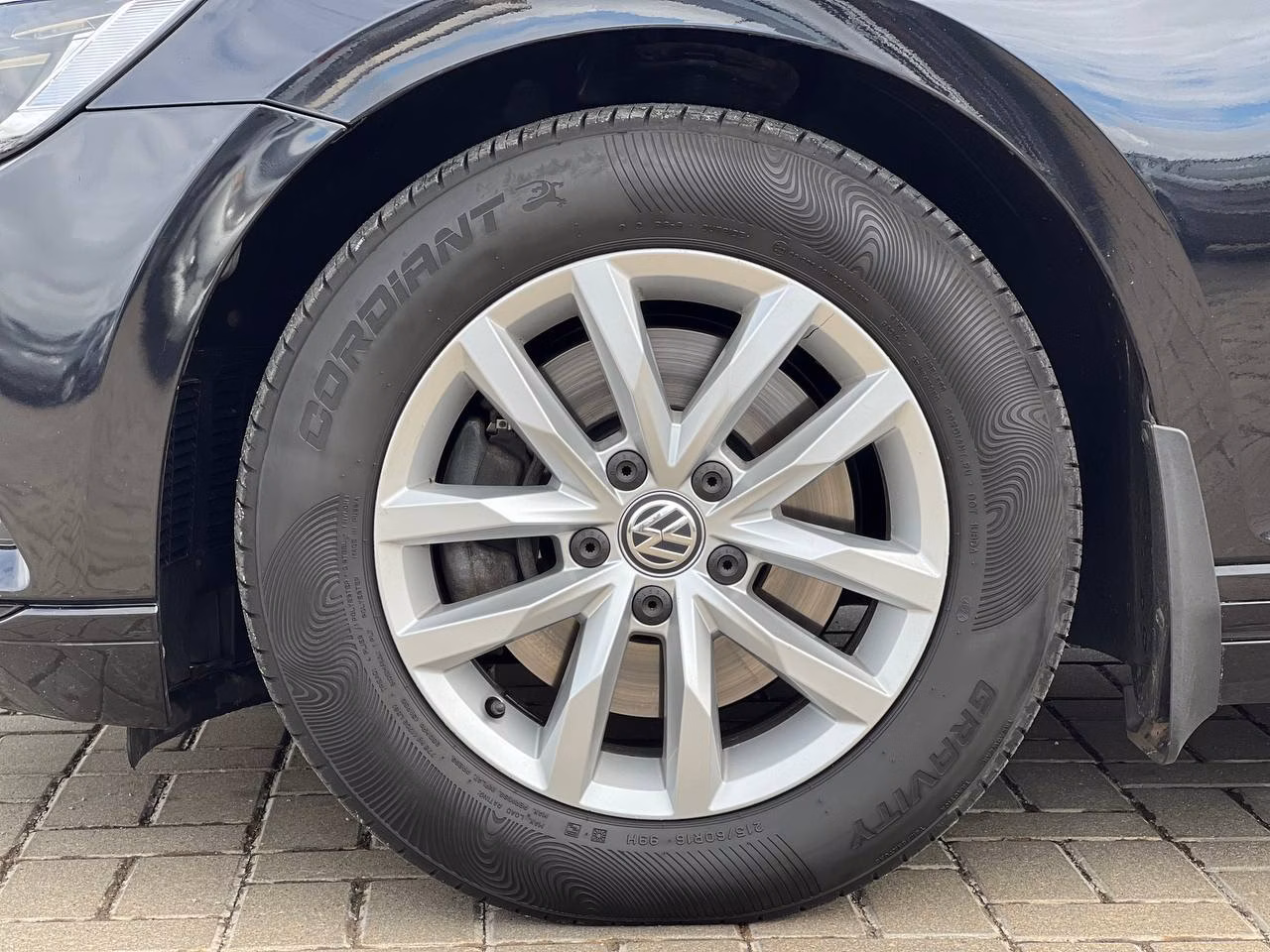 Volkswagen Passat фото 5