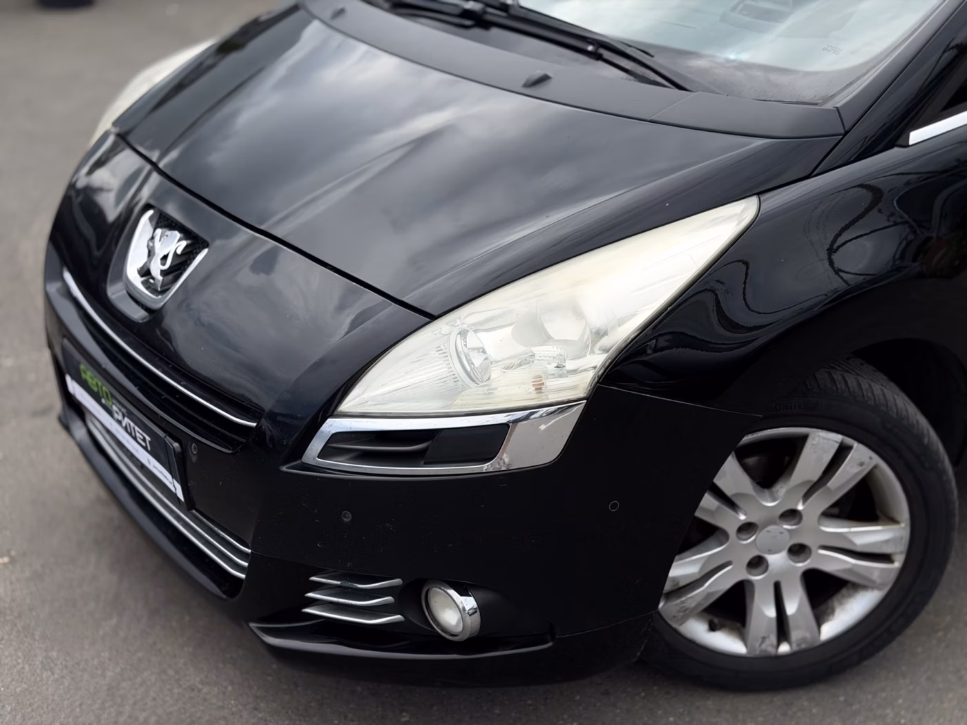 Peugeot 5008 фото 3