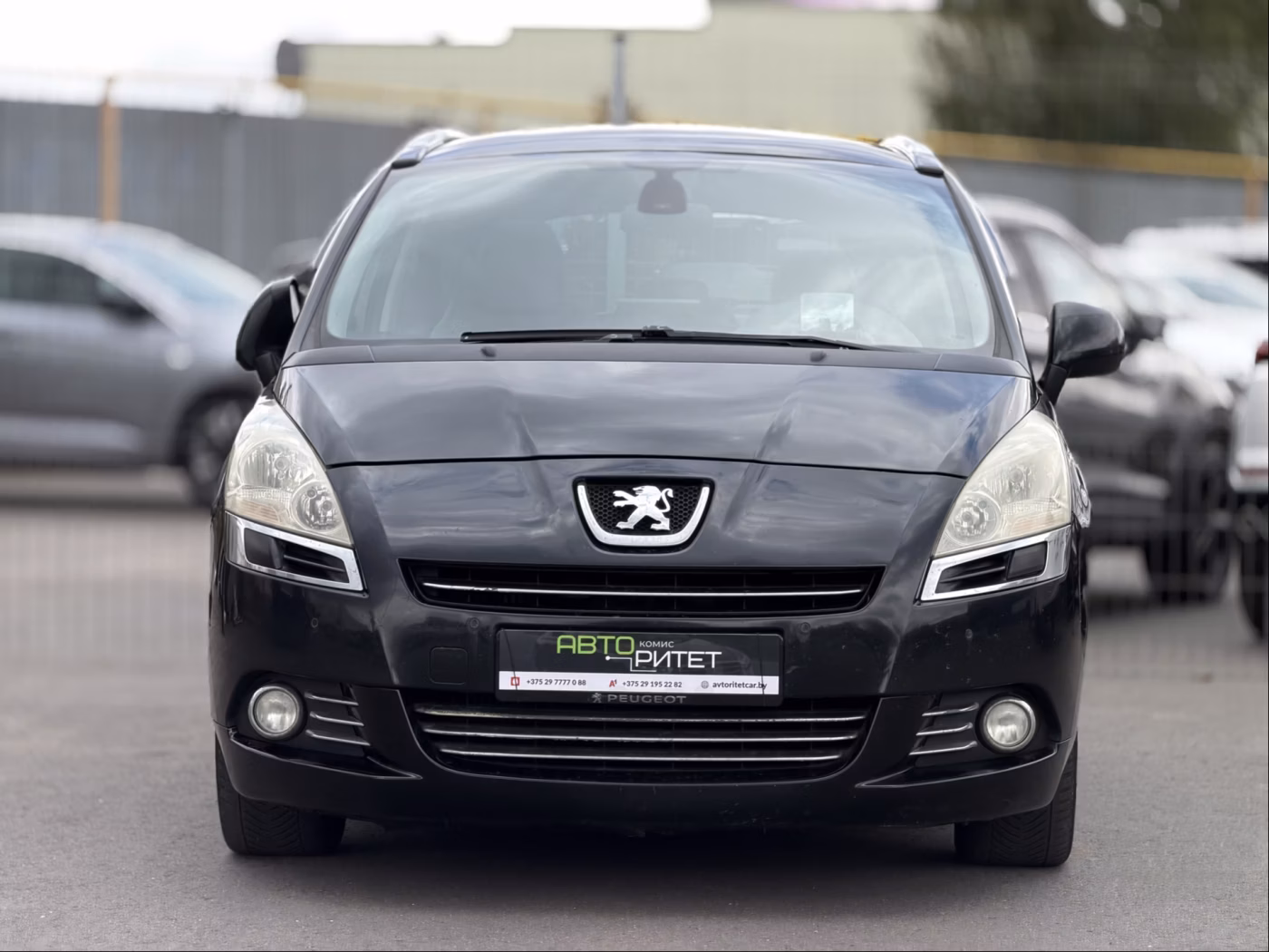 Peugeot 5008 фото 4